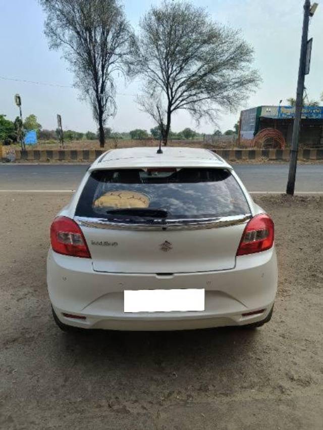 https://images10.gaadi.com/usedcar_image/4540015/original/processed_27f48a62-f06f-4056-a063-e3c97dffefc9.jpg?imwidth=6401