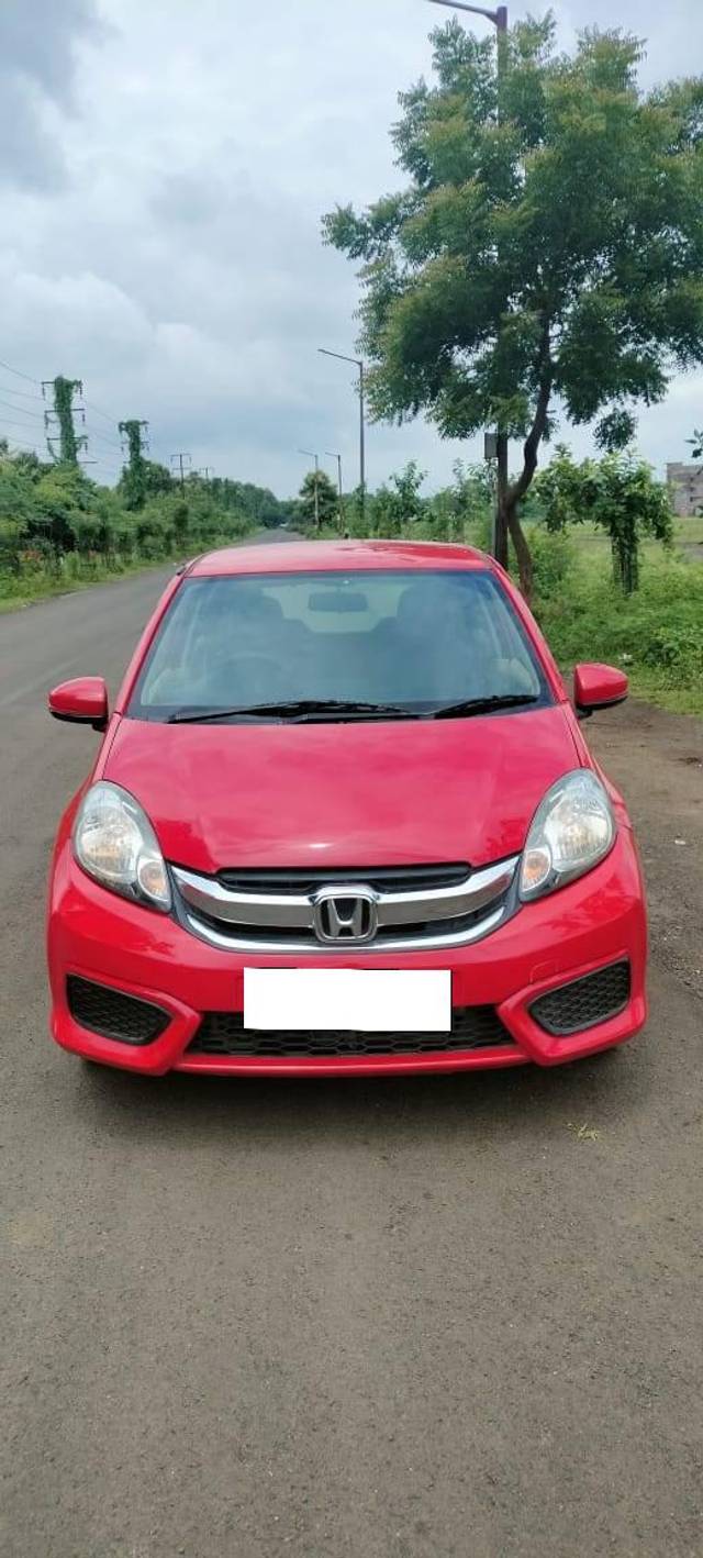 https://images10.gaadi.com/usedcar_image/4540031/original/processed_0b2300f924aeea17c9094a0187a2ac69.jpg?imwidth=6402