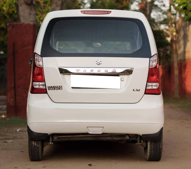 https://images10.gaadi.com/usedcar_image/4540032/original/processed_d777f88d83fb203c73db3cdd2c381b53.jpg?imwidth=6402