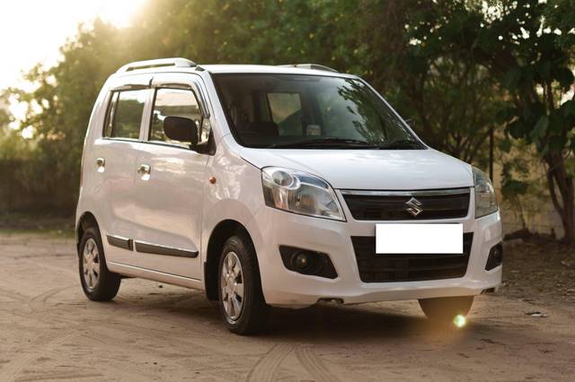 https://images10.gaadi.com/usedcar_image/4540032/original/processed_f73456a4807fdbfe1b614f949707f72c.jpg?imwidth=6400