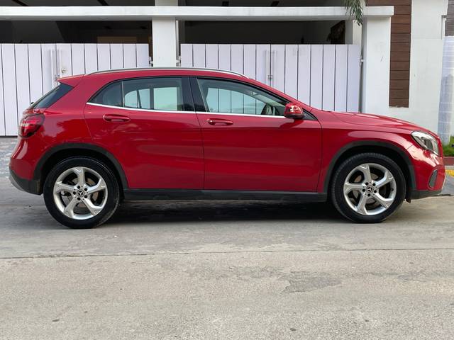 https://images10.gaadi.com/usedcar_image/4540046/original/db4d927048b7d11be6f876c87ca3c0da.jpg?imwidth=6401