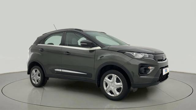 https://images10.gaadi.com/usedcar_image/4540065/original/eaebb5aaea80b853f23c456b6d02ce84.jpg?imwidth=6400