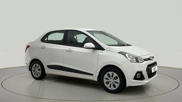 https://images10.gaadi.com/usedcar_image/4540066/original/735a8b4ad64037e2bdcfeb0d39460704.jpg?imwidth=6400