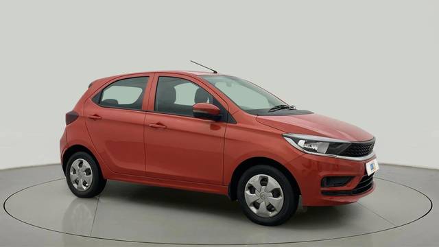 https://images10.gaadi.com/usedcar_image/4540089/original/c494cf653a7a867d1e8276f201caff9a.jpg?imwidth=6400