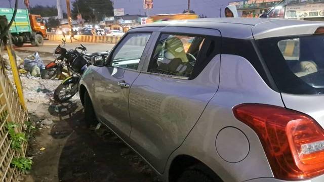 https://images10.gaadi.com/usedcar_image/4540156/original/processed_b72423ae-ceed-4373-9a11-757b2e4938e1.jpg?imwidth=6401