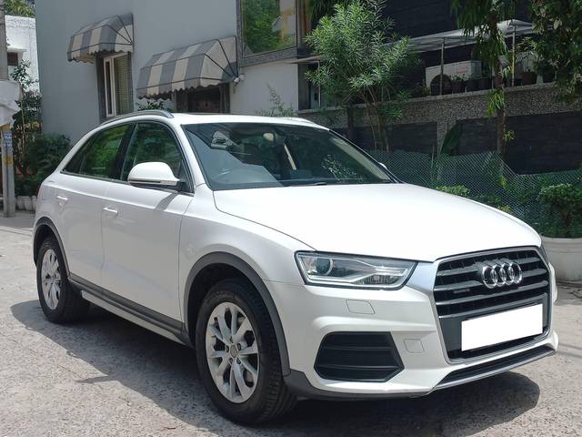 https://images10.gaadi.com/usedcar_image/4540194/original/processed_885e3c24f4dd13d3ffedbe50eb18210c.jpg?imwidth=6400