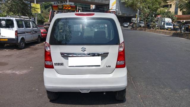 https://images10.gaadi.com/usedcar_image/4540195/original/processed_6281fdc6478cae411cd92470324d437c.jpg?imwidth=6402