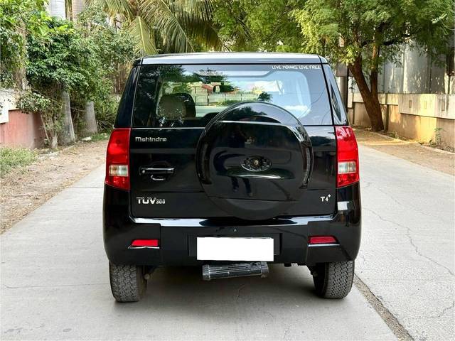 https://images10.gaadi.com/usedcar_image/4540220/original/processed_9d07b28063e1c298b6f1d0143874c714.jpg?imwidth=6402