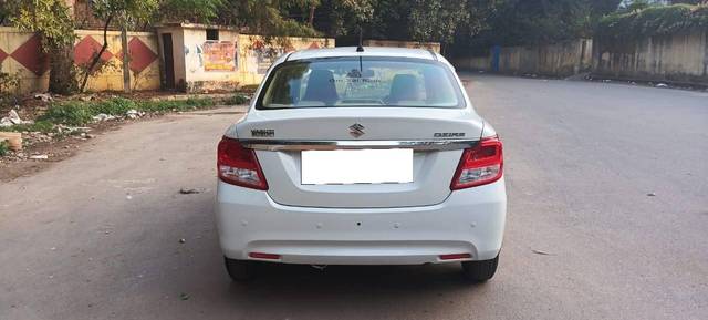 https://images10.gaadi.com/usedcar_image/4540222/original/processed_44bafb2f28402107188cb19de5c0433d.jpeg?imwidth=6401