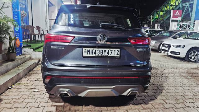 https://images10.gaadi.com/usedcar_image/4540227/original/6e817f0f64913f8accb1174f0ba34dc1.jpg?imwidth=6402
