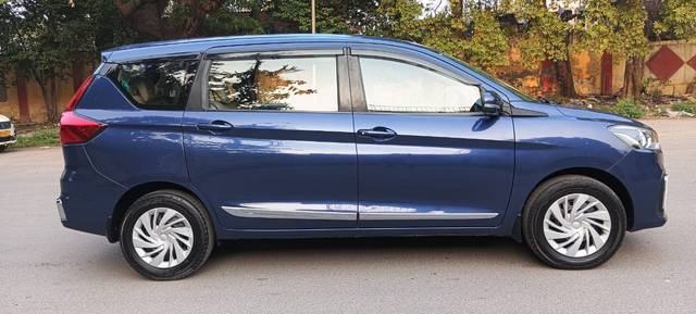 https://images10.gaadi.com/usedcar_image/4540237/original/aa5d35880ed2b2f498250701aecf0f25.jpeg?imwidth=6401