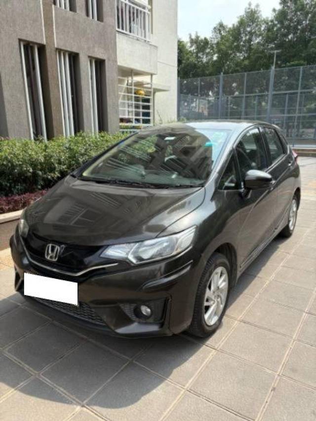 https://images10.gaadi.com/usedcar_image/4540290/original/processed_db4bb558-4662-4b54-a24e-9e801f54e504.jpeg?imwidth=6400