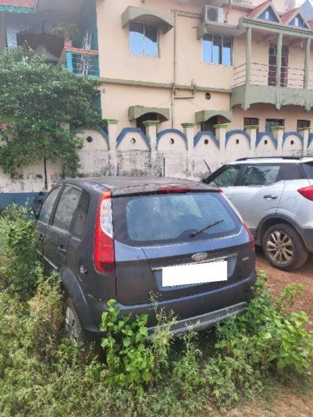 https://images10.gaadi.com/usedcar_image/4540291/original/processed_bc72d053-90b7-48df-9275-e58906af9c50.jpg?imwidth=6401