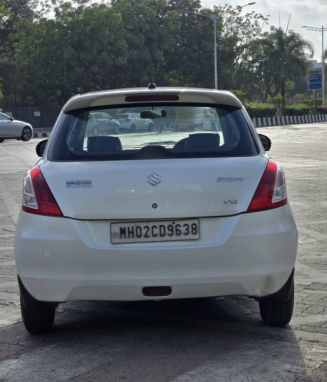 https://images10.gaadi.com/usedcar_image/4540306/original/processed_cce1f12d9739d8b4c589721988e18893.jpg?imwidth=6401