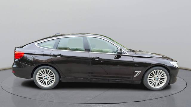 https://images10.gaadi.com/usedcar_image/4540307/original/processed_173c1d5ceeac8c9cd4cc30f33907ff18.jpeg?imwidth=6401