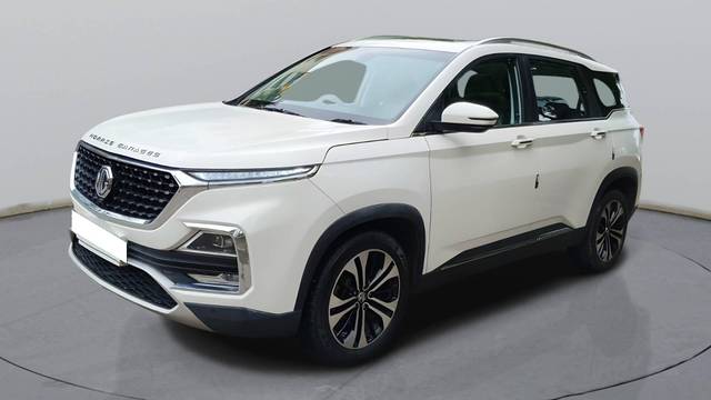 https://images10.gaadi.com/usedcar_image/4540310/original/processed_c282bb527ad848a3ed640da8e76bcc48.jpeg?imwidth=6400