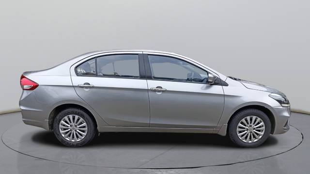 https://images10.gaadi.com/usedcar_image/4540311/original/b41f01060416673d4cd097c5dbac8823.jpeg?imwidth=6401