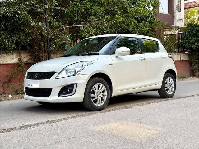https://images10.gaadi.com/usedcar_image/4540315/original/processed_8f173736bc3b298d73cc138816cac6e1.jpg?imwidth=6402
