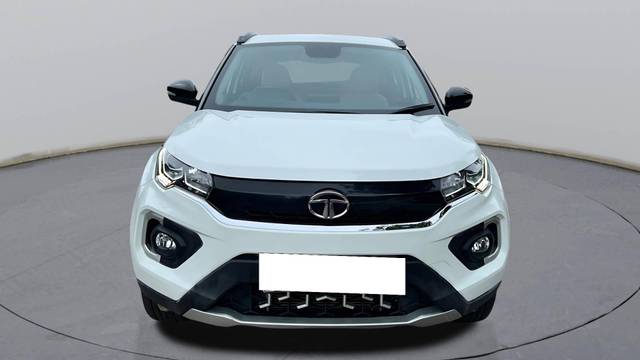 https://images10.gaadi.com/usedcar_image/4540320/original/processed_05a55f495560bf05e97d31ffaa09370e.jpeg?imwidth=6400