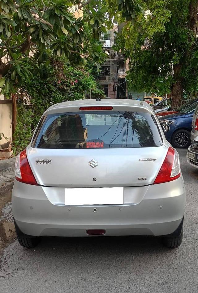 https://images10.gaadi.com/usedcar_image/4540327/original/processed_e93c172aedbcaec360c8fe02dd077510.jpg?imwidth=6402