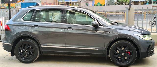 https://images10.gaadi.com/usedcar_image/4540329/original/e5bb4ebdb8915d959de8ba435d5850da.jpeg?imwidth=6401