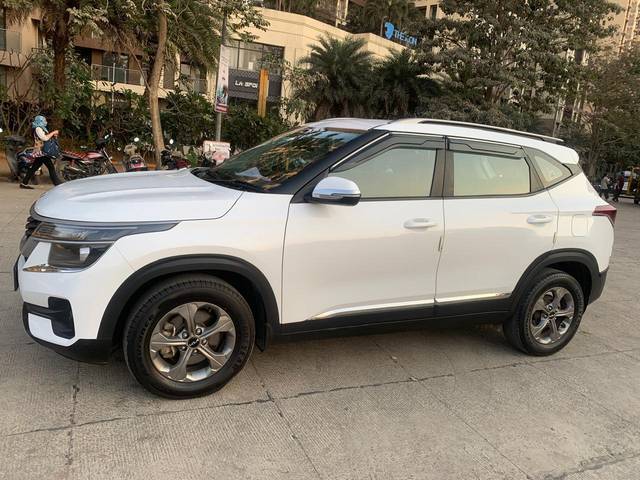 https://images10.gaadi.com/usedcar_image/4540331/original/processed_5968dd83f613ce709c42f0694ab9c0e9.jpg?imwidth=6400