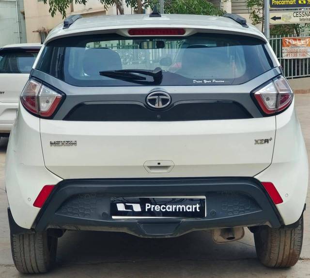 https://images10.gaadi.com/usedcar_image/4540338/original/processed_8f5e833a056c6b094a323ca8fd79e07a.jpeg?imwidth=6402