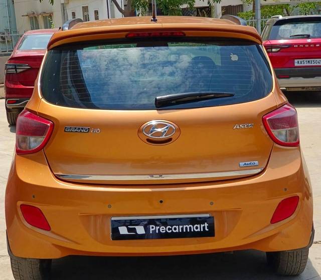 https://images10.gaadi.com/usedcar_image/4540342/original/processed_3ed48368d35b0762079068ea970cc447.jpeg?imwidth=6402