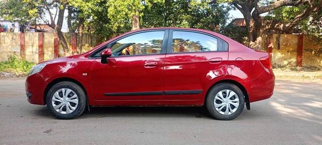 https://images10.gaadi.com/usedcar_image/4540360/original/processed_d76b5dcccc4b1f5c8b156815516e8b5f.jpg?imwidth=6402
