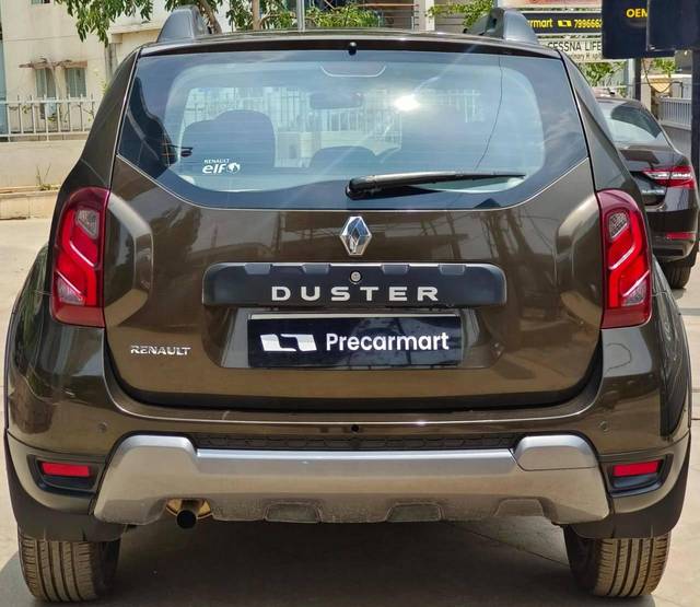 https://images10.gaadi.com/usedcar_image/4540361/original/processed_a3ab1dd832ab69a9802d67128ff80ffe.jpeg?imwidth=6401