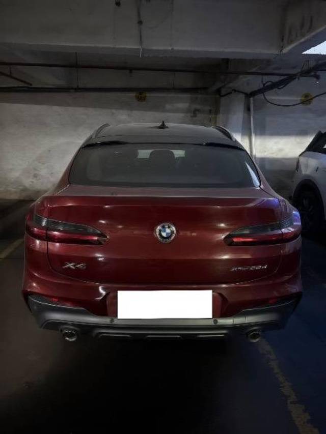 https://images10.gaadi.com/usedcar_image/4540370/original/processed_98080c9b-0001-4f4d-9b51-8a4278affe40.jpg?imwidth=6401
