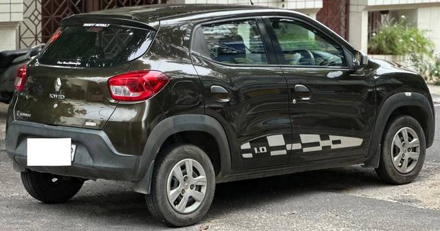 https://images10.gaadi.com/usedcar_image/4540371/original/processed_f02b71be03506d7144c45329ceef54d7.jpg?imwidth=6402
