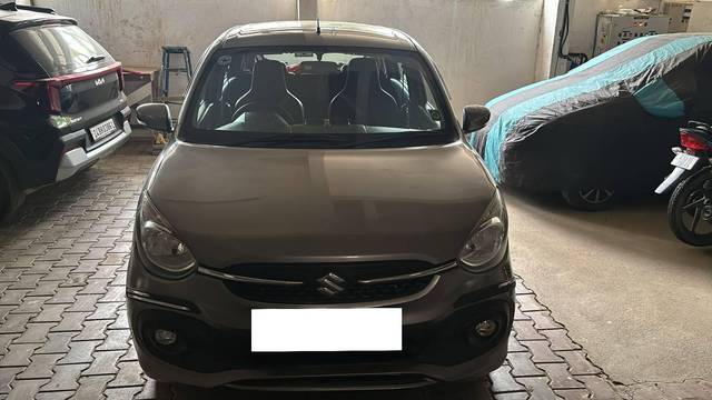 https://images10.gaadi.com/usedcar_image/4540427/original/processed_d8f86ed5-7255-4d29-b107-e8cc252b1101.jpg?imwidth=6402