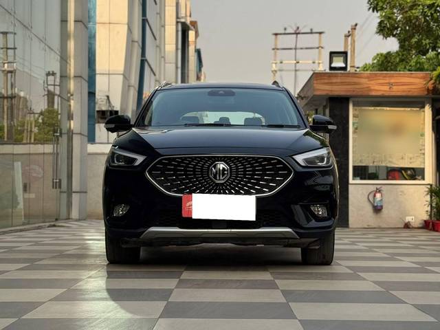 https://images10.gaadi.com/usedcar_image/4540432/original/processed_8dfe4fd725a645a1a9007c9bb2eca53f.jpg?imwidth=6400