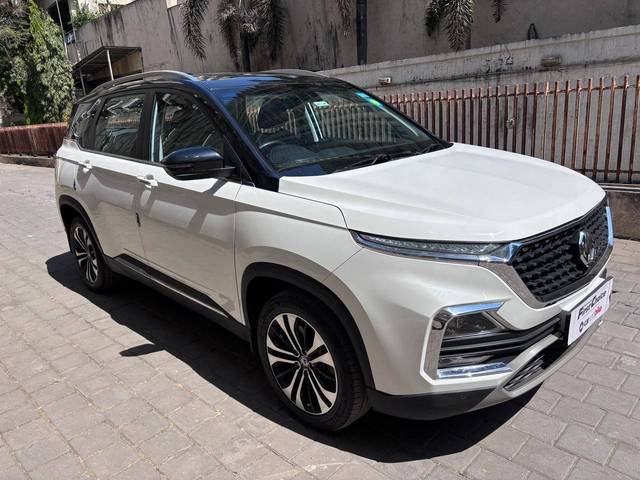 https://images10.gaadi.com/usedcar_image/4540433/original/processed_8613305a2519c19510c5d8f1ca07c484.jpeg?imwidth=6400