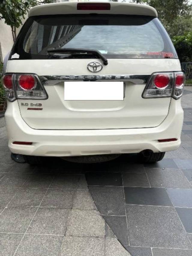 https://images10.gaadi.com/usedcar_image/4540438/original/processed_29dca921-9b98-4d33-ba4c-e7559769a31e.jpeg?imwidth=6402