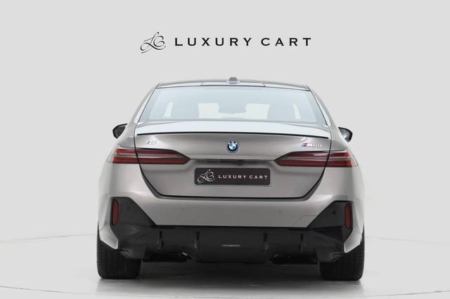 https://images10.gaadi.com/usedcar_image/4540443/original/processed_96e0ddb379b20e0e8668aec21b763da4.jpg?imwidth=6402