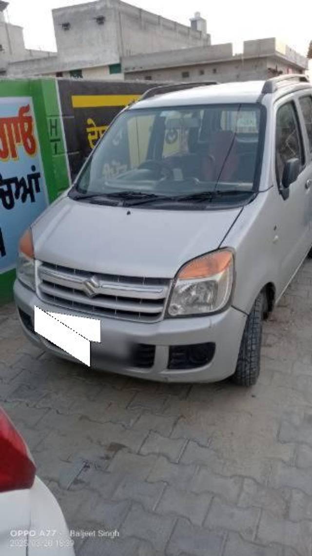 https://images10.gaadi.com/usedcar_image/4540474/original/processed_7b674746-5d04-4e02-8b3b-8b5da3e8f63c.jpg?imwidth=6400