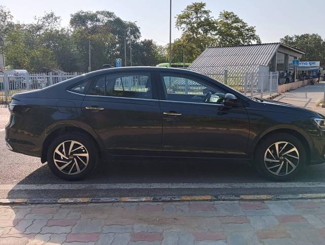 https://images10.gaadi.com/usedcar_image/4540479/original/processed_de9fe001332d33569c1a2f45a5d80436.jpg?imwidth=6401