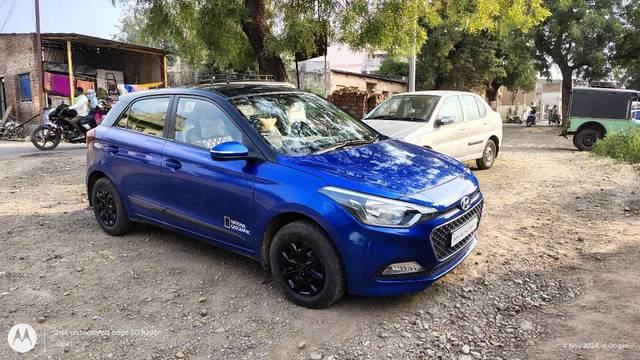 https://images10.gaadi.com/usedcar_image/4540496/original/processed_9eb9aad3-fec5-462a-beec-e6741fbda116.jpg?imwidth=6401