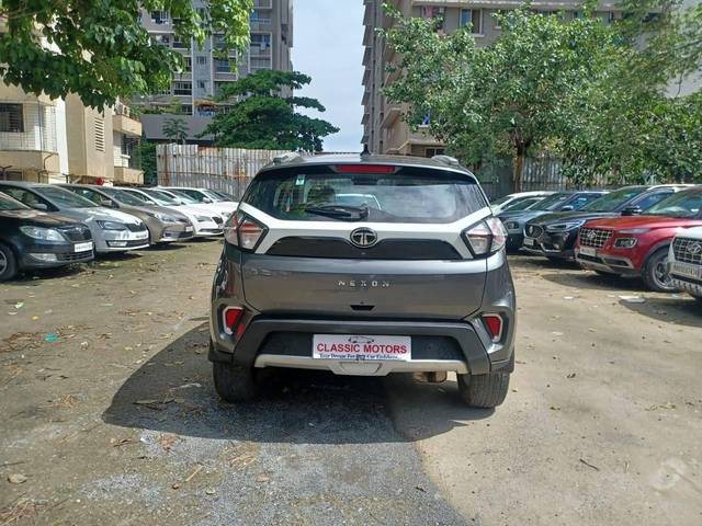 https://images10.gaadi.com/usedcar_image/4540550/original/processed_f163b1a35ba6b3989485aaae87ef5852.jpeg?imwidth=6401