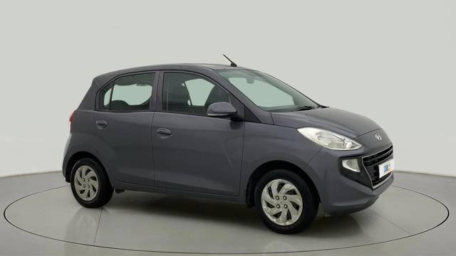 https://images10.gaadi.com/usedcar_image/4540563/original/7d540cacb589111286761526c87e6aa3.jpg?imwidth=6400