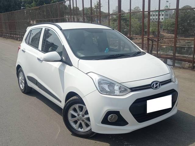 https://images10.gaadi.com/usedcar_image/4540571/original/processed_5e5d5ad636b499b43100d82e9e85f37e.jpg?imwidth=6400