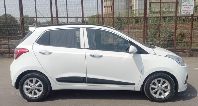 https://images10.gaadi.com/usedcar_image/4540571/original/processed_9daa47bbb3247da29ae2ce3e38e2bbd9.jpg?imwidth=6401