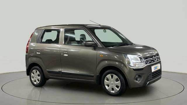 https://images10.gaadi.com/usedcar_image/4540582/original/c1a17525866f77c930dc90dab6693969.jpg?imwidth=6400