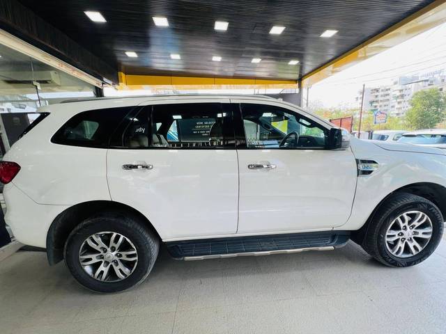 https://images10.gaadi.com/usedcar_image/4540603/original/processed_75b52498325dff9106025936d12568c1.jpg?imwidth=6401