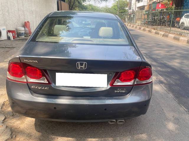https://images10.gaadi.com/usedcar_image/4540651/original/processed_7ed4621a-b140-4be8-9e51-321455295405.jpg?imwidth=6401