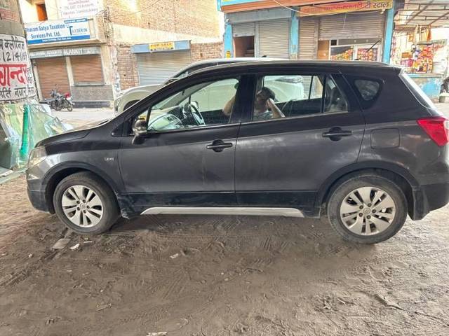 https://images10.gaadi.com/usedcar_image/4540665/original/processed_a26de564-5960-4a16-81fa-3eecedb87e6f.jpeg?imwidth=6402