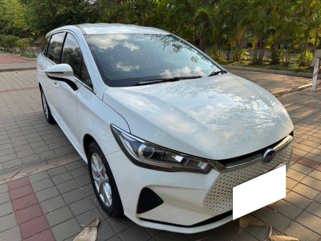 https://images10.gaadi.com/usedcar_image/4540668/original/processed_f840e27e-30a6-4b72-8f03-5d8bb427eb4a.jpg?imwidth=6400