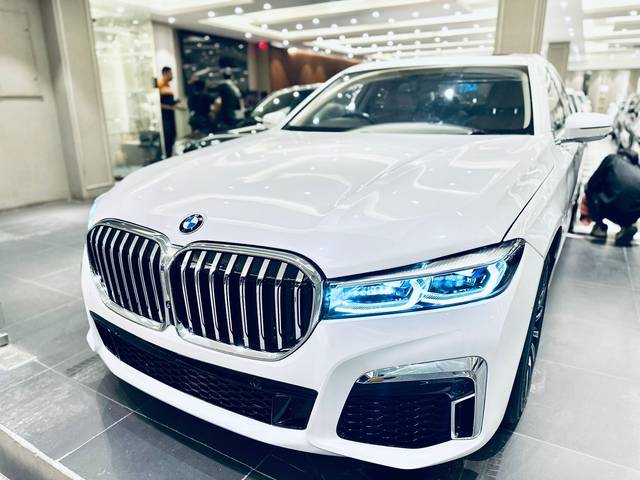 https://images10.gaadi.com/usedcar_image/4540669/original/b59bab0b8dcedaee48a46329b393a7d6.jpg?imwidth=6400